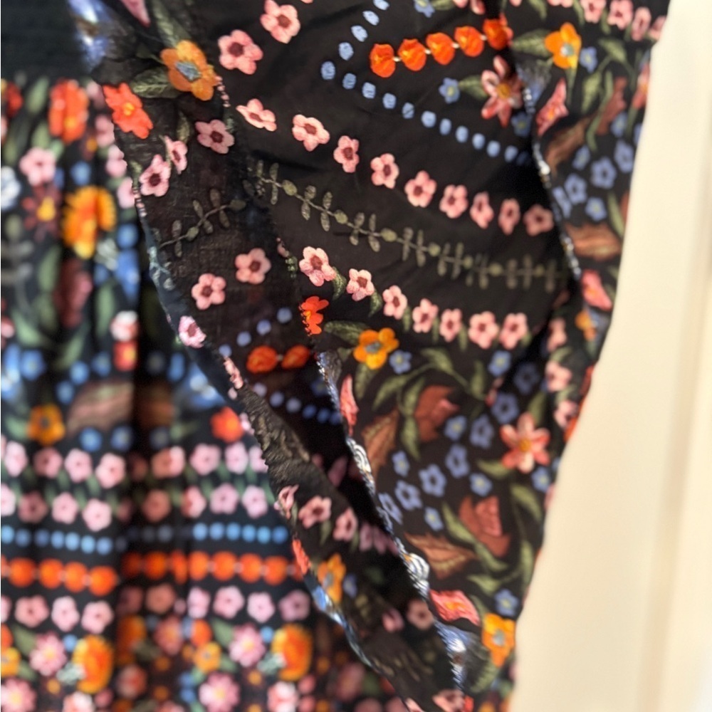 Olivaceous Floral Cottagecore Bohemian Short Sleeve Top Blouse Size Large - Picture 11 of 14